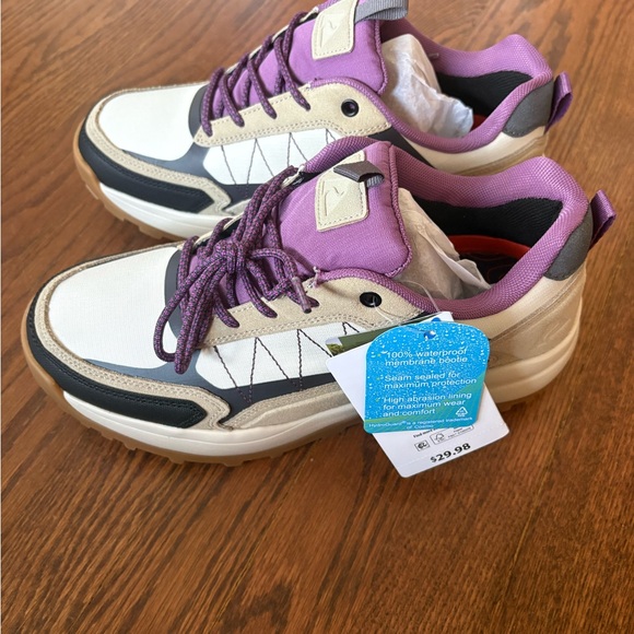Ozark Trail Women’s Hiking Trail Sneakers NWT Size 10 Beige & Purple Lace Up New - Picture 3 of 9